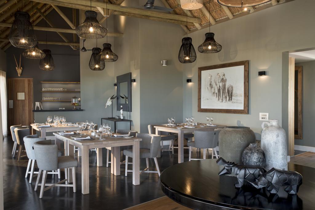 שמורת הצייד ולחפונדן Mhondoro Safari Lodge & Villa מראה חיצוני תמונה